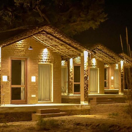 Camp Lands End Hotel Пушкар Екстериор снимка