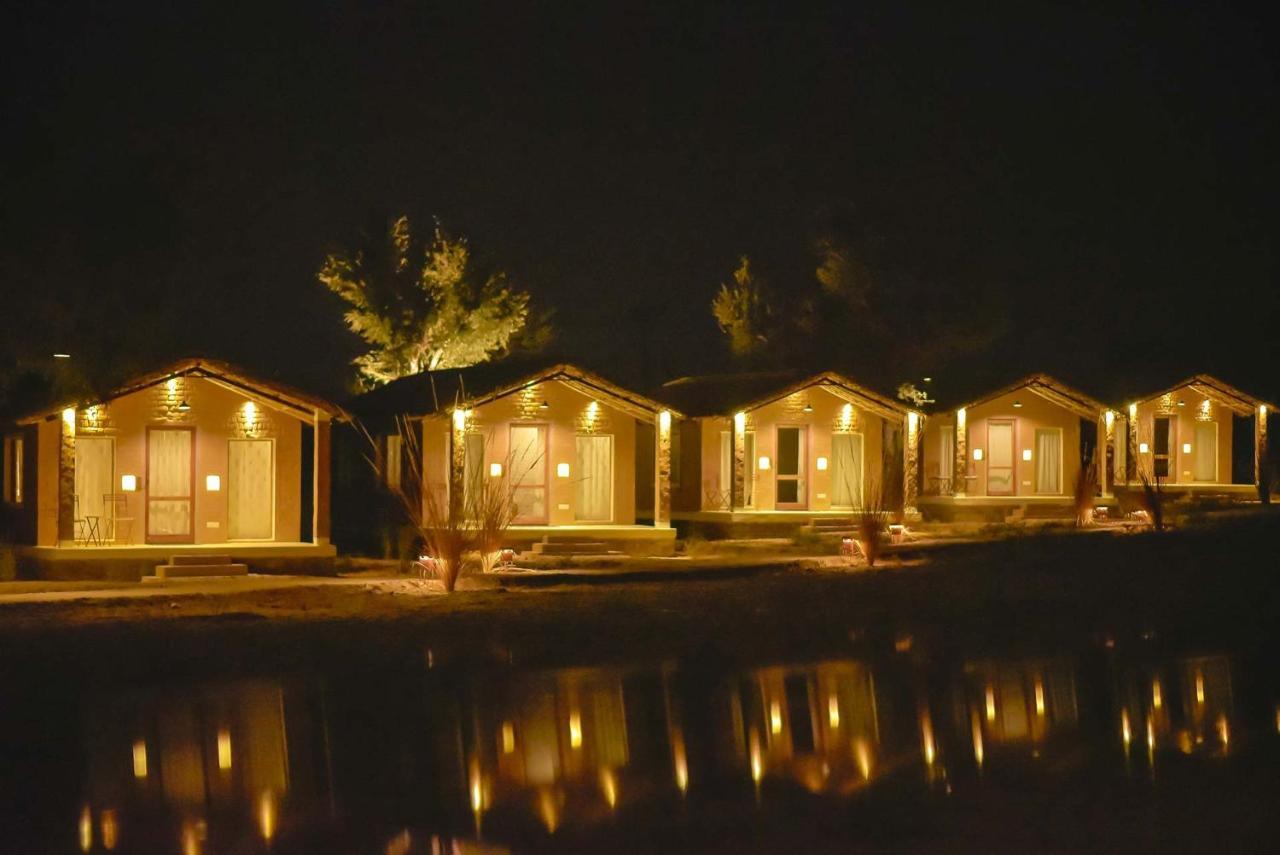 Camp Lands End Hotel Пушкар Екстериор снимка
